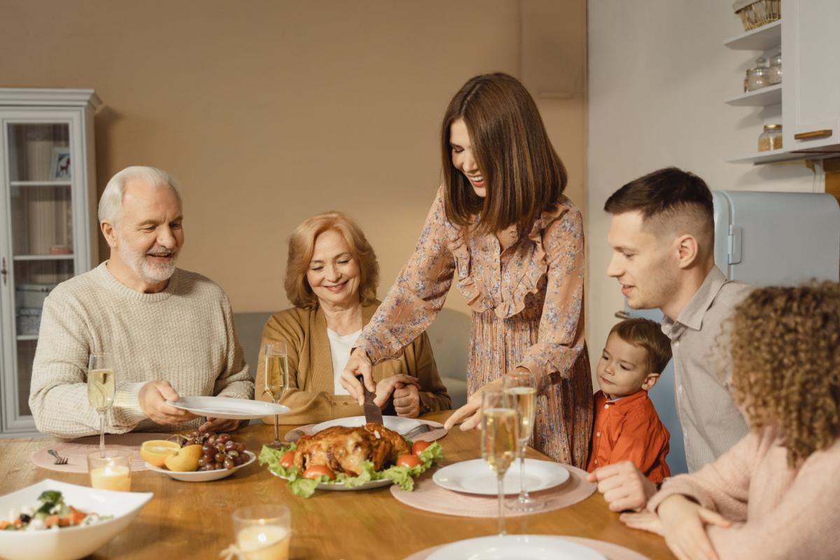 3. Tipuri de pahare pentru bauturi - masa, familie, pahare