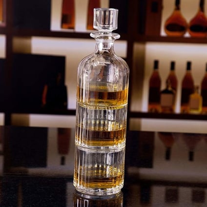 RCR-Combo-whisky-decanter-e-bicchieri-345-ml-decanter-bicchieri-da-367-ml-3-pezzi-Set-B00XN1B9PS-5-600x600