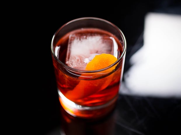 __opt__aboutcom__coeus__resources__content_migration__serious_eats__seriouseats.com__recipes__images__2015__04__20150323-cocktails-vicky-wasik-negroni-5acab8ba8a72490095cfd32166f13b3b