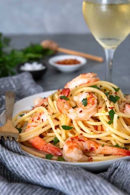 summer-seafood-italian-white-wine-1-680x1020